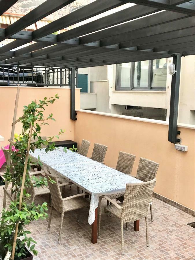 Cocoville Beach House- Makarska Apartment Exterior photo